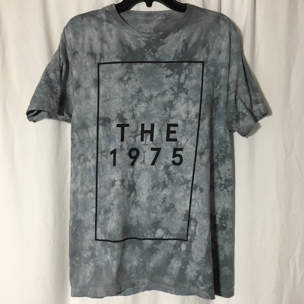The 1975 band T-shirt